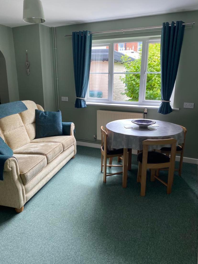 The Coach House At Copper Hall Leominster Bagian luar foto